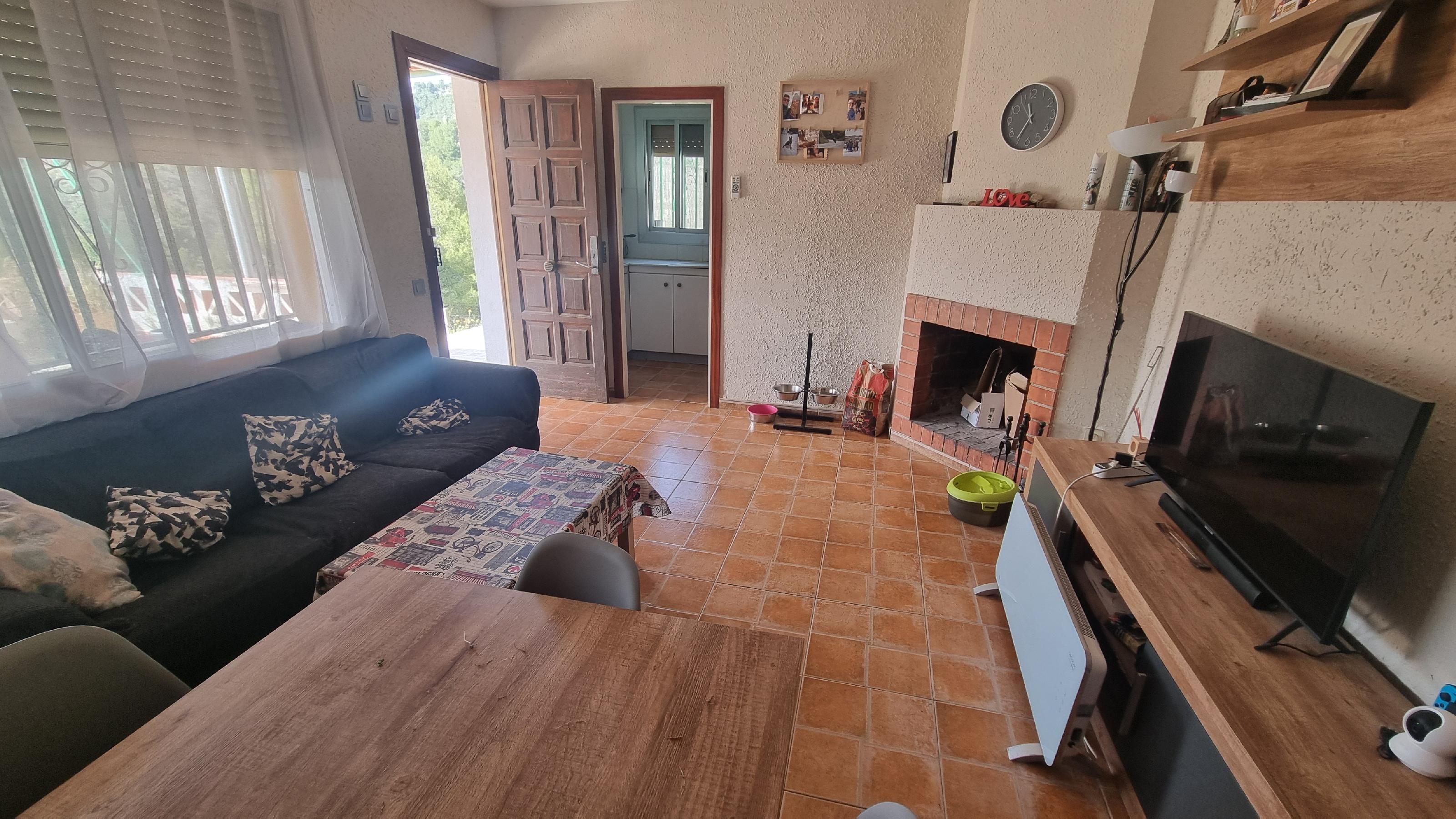 Imagen 19 Casa Aislada en venta en Vallirana / A 10 minutos de la autovía A-2