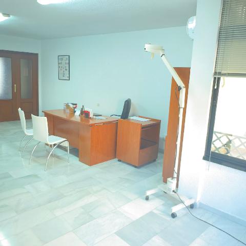 Imagen 5 Inmueble 300107 - Apartamento en venta en Almuñécar / Avd. Andalucia,1