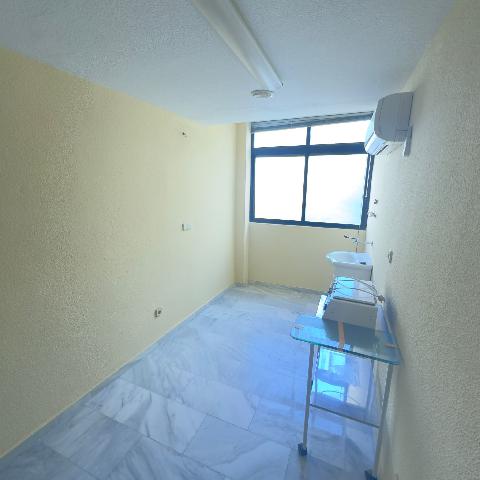 Imagen 12 Inmueble 300107 - Apartamento en venta en Almuñécar / Avd. Andalucia,1