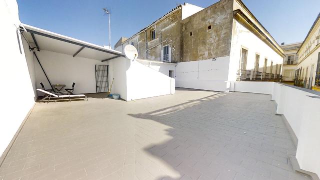 Imagen 19 Inmueble 301118 - Casa en venta en Jerez De La Frontera / A pocos metros de  la Pza Plateros y Pza San Marcos