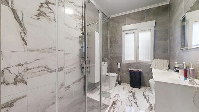 Imagen 9 Inmueble 301118 - Casa en venta en Jerez De La Frontera / A pocos metros de  la Pza Plateros y Pza San Marcos