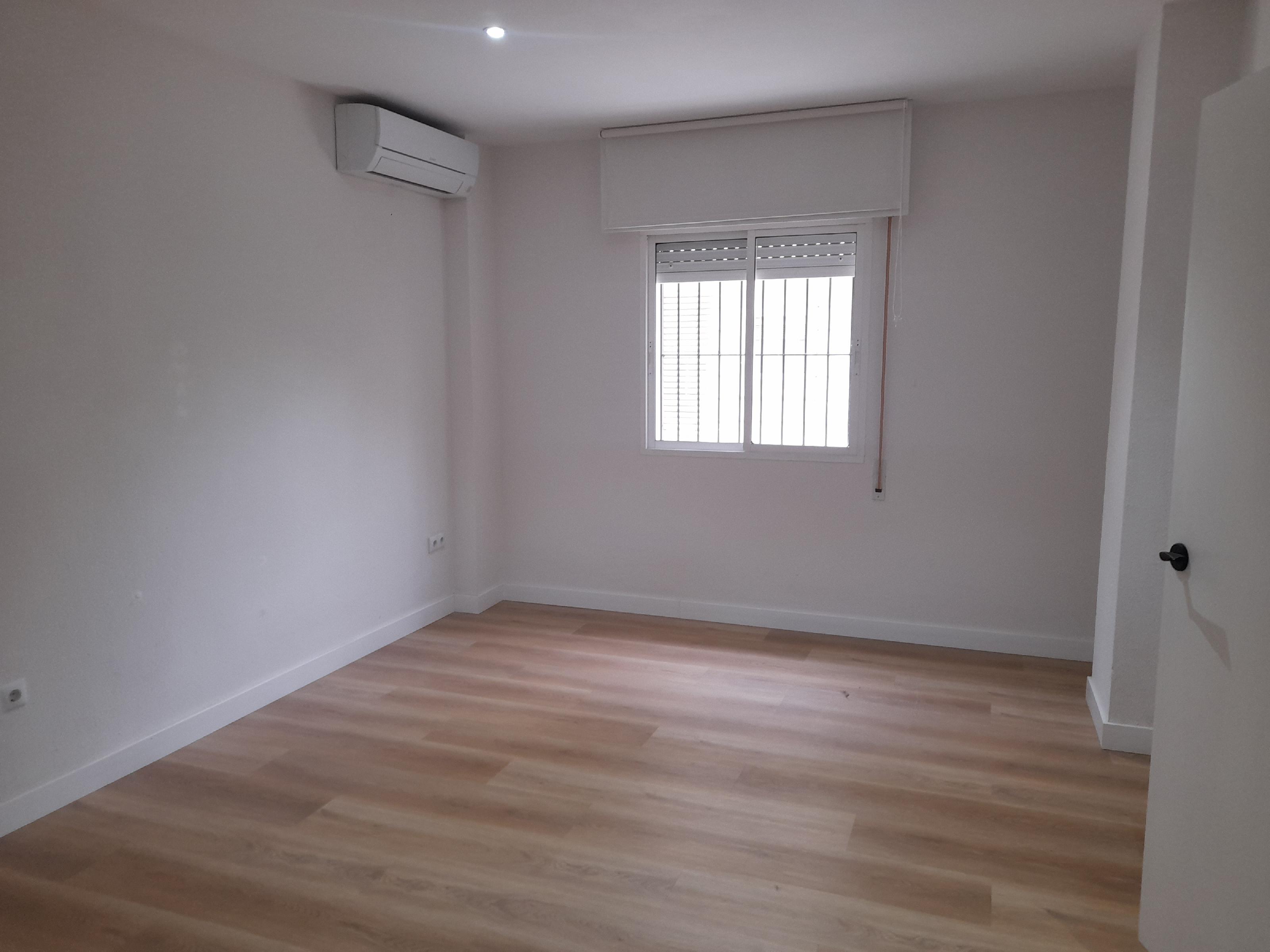 Imagen 4 Apartamento en venta en Jerez De La Frontera / Muy cerca de la plaza de toros 