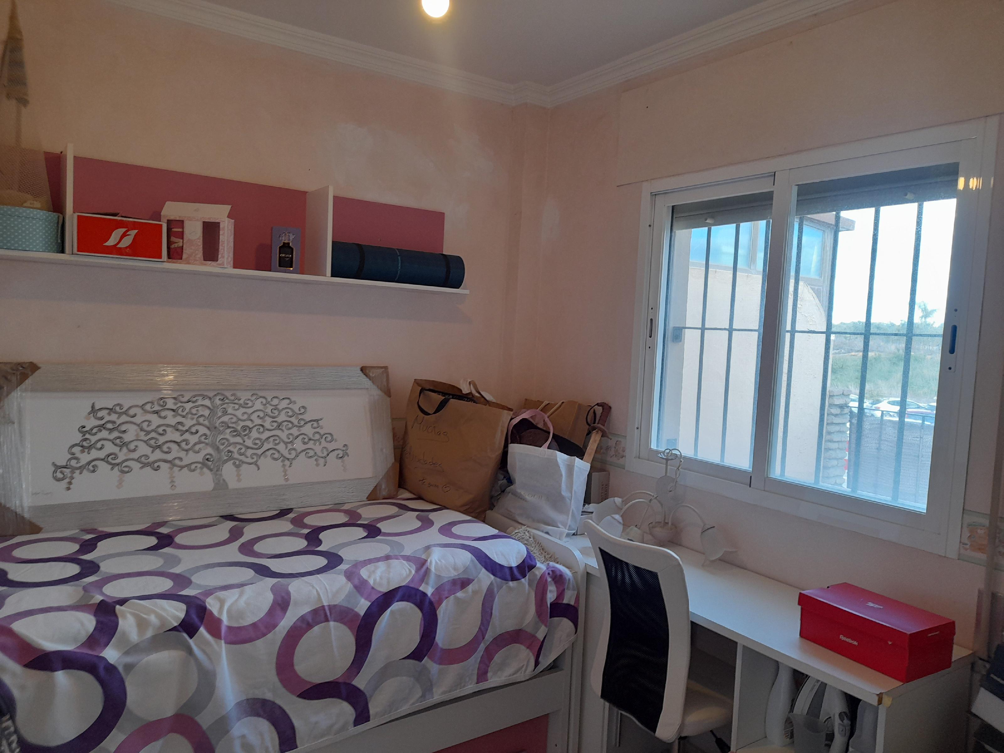 Imagen 14 Casa Adosada en venta en Sanlúcar De Barrameda / Muy cerca de la plaza de toros 