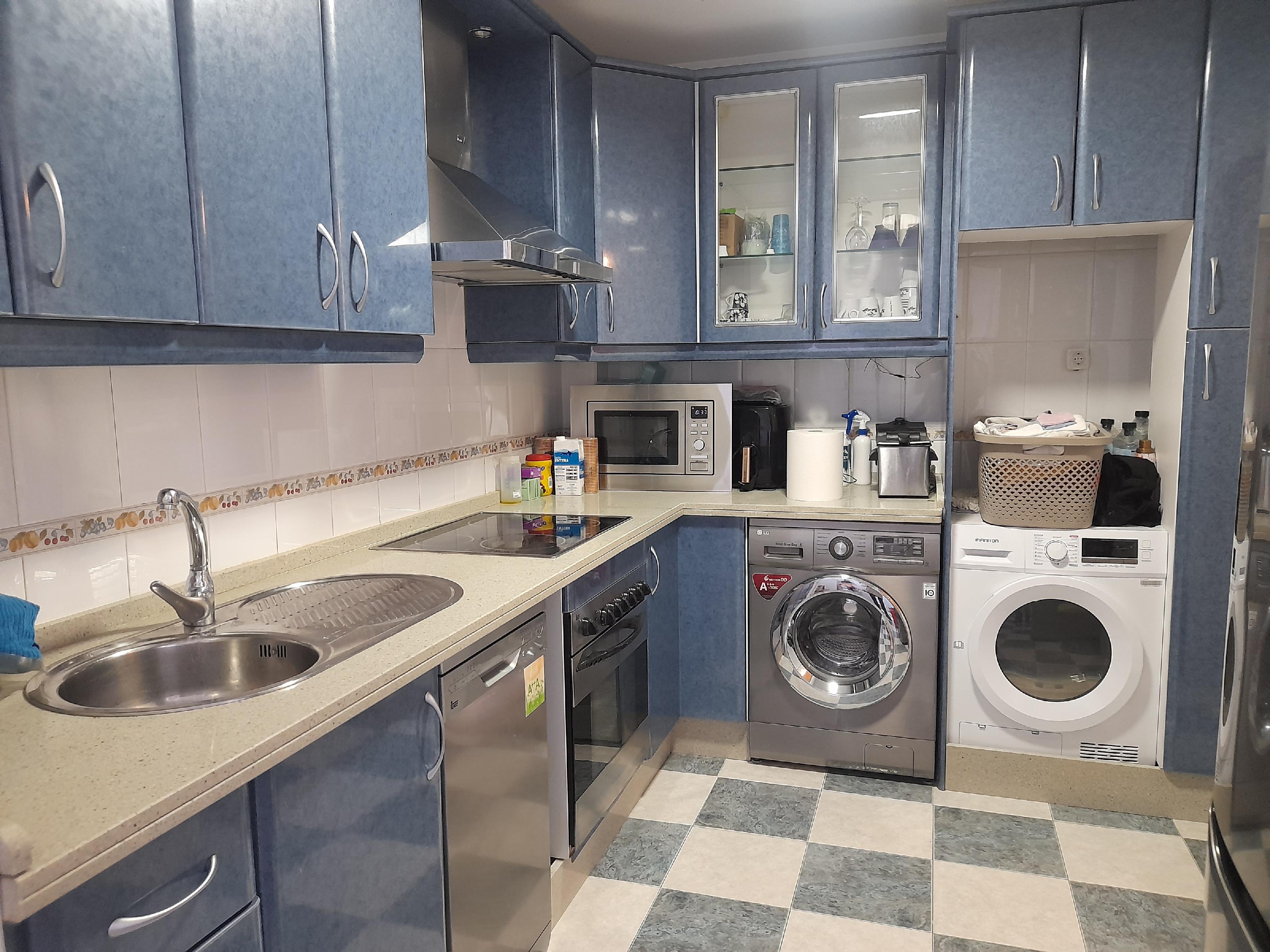 Imagen 20 Casa Adosada en venta en Sanlúcar De Barrameda / Muy cerca de la plaza de toros 