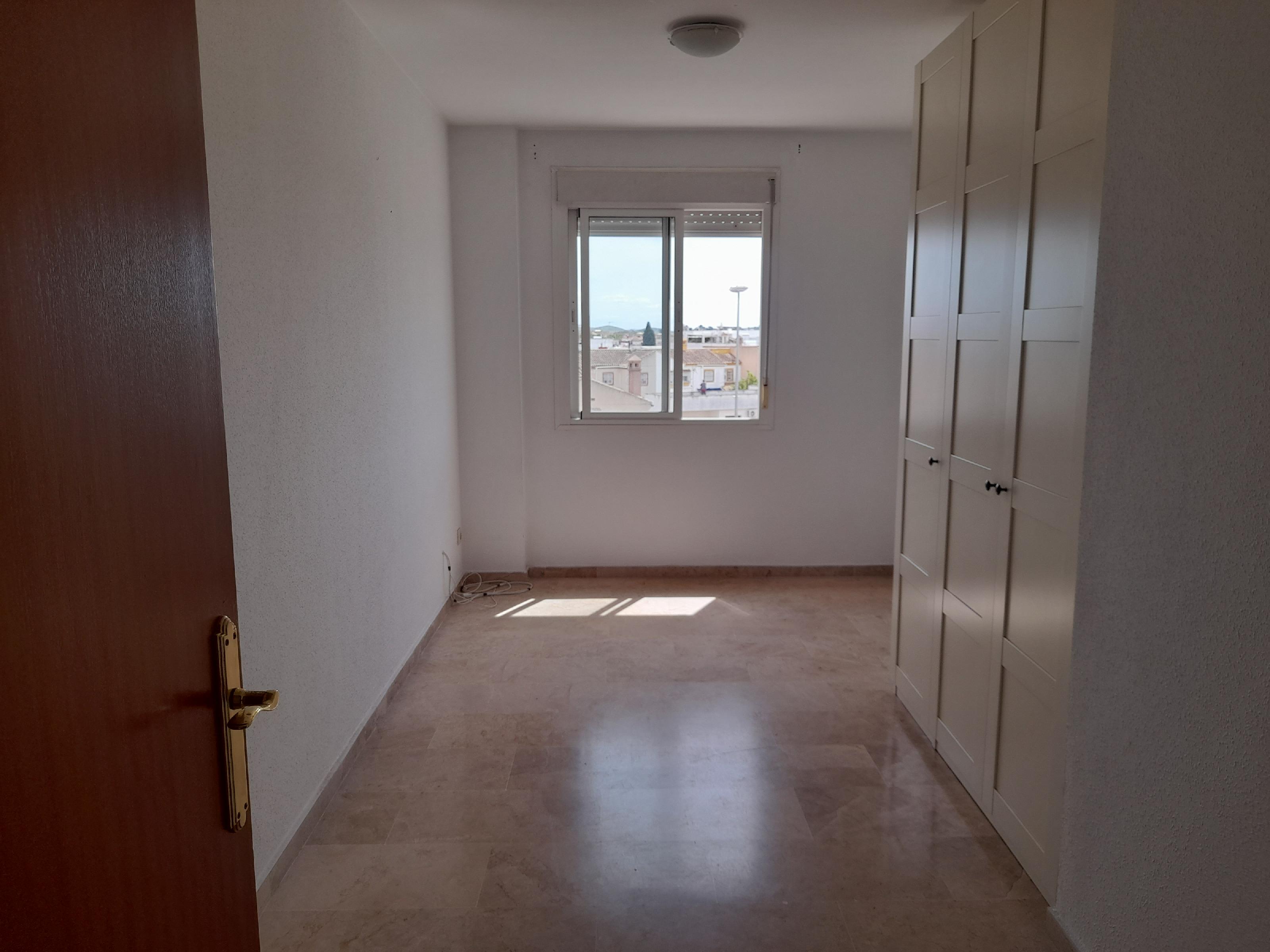 Imagen 10 Apartamento en venta en Jerez De La Frontera / A 500 metros del palacio de los deportes, Chapin