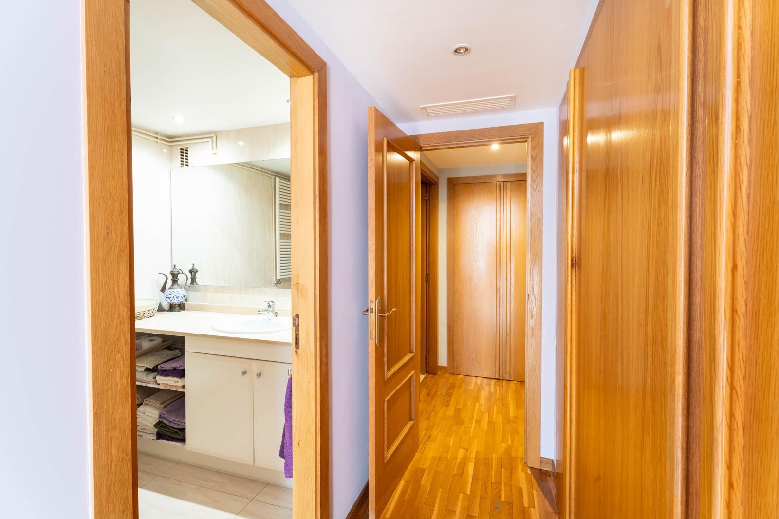 Imagen 15 Piso en venta en Palma / En Bonanova ,.Cerca del  Castillo de  Bellver,  