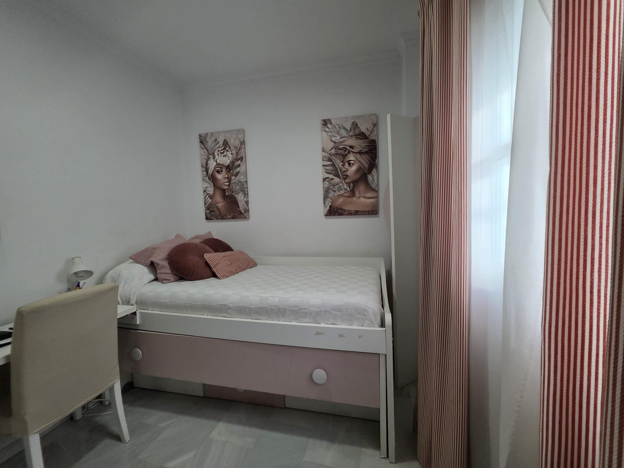 Imagen 11 Piso en venta en Chiclana De La Frontera / Situada en el centro de la ciudad  