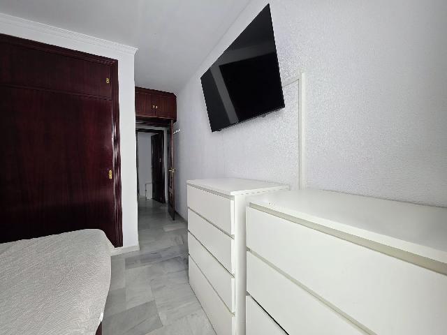 Imagen 8 Inmueble 300875 - Piso en venta en Chiclana De La Frontera / Situada en el centro de la ciudad  