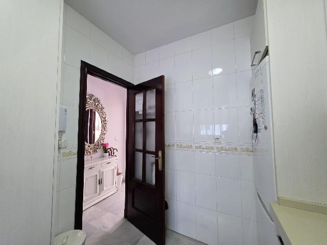 Imagen 5 Inmueble 300875 - Piso en venta en Chiclana De La Frontera / Situada en el centro de la ciudad  