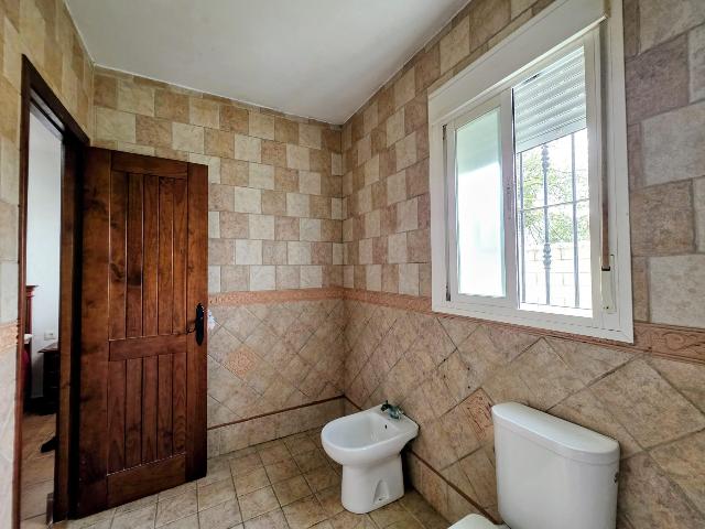 Imagen 9 Inmueble 301158 - Casa Rústica en venta en Chiclana De La Frontera / Situada cerca de la Venta el Florin.