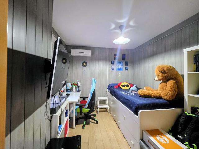 Imagen 10 Inmueble 301309 - Casa Adosada en venta en Puerto Real / Situada en puerto Real  zona de moda y bien comunicada.