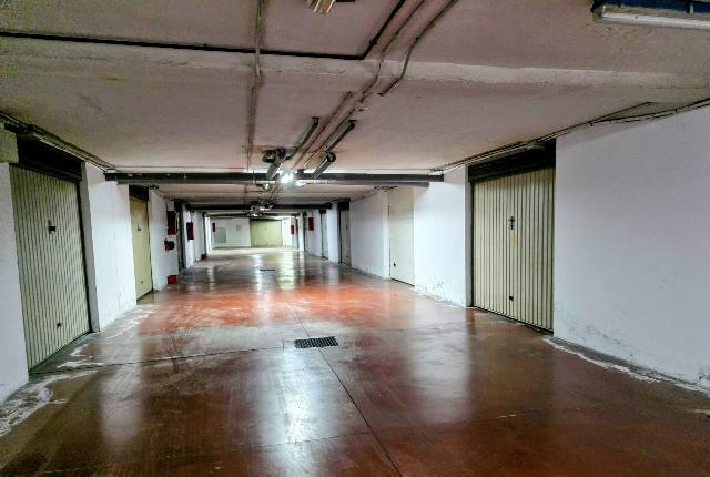 Imagen 15 Inmueble 301309 - Casa Adosada en venta en Puerto Real / Situada en puerto Real  zona de moda y bien comunicada.