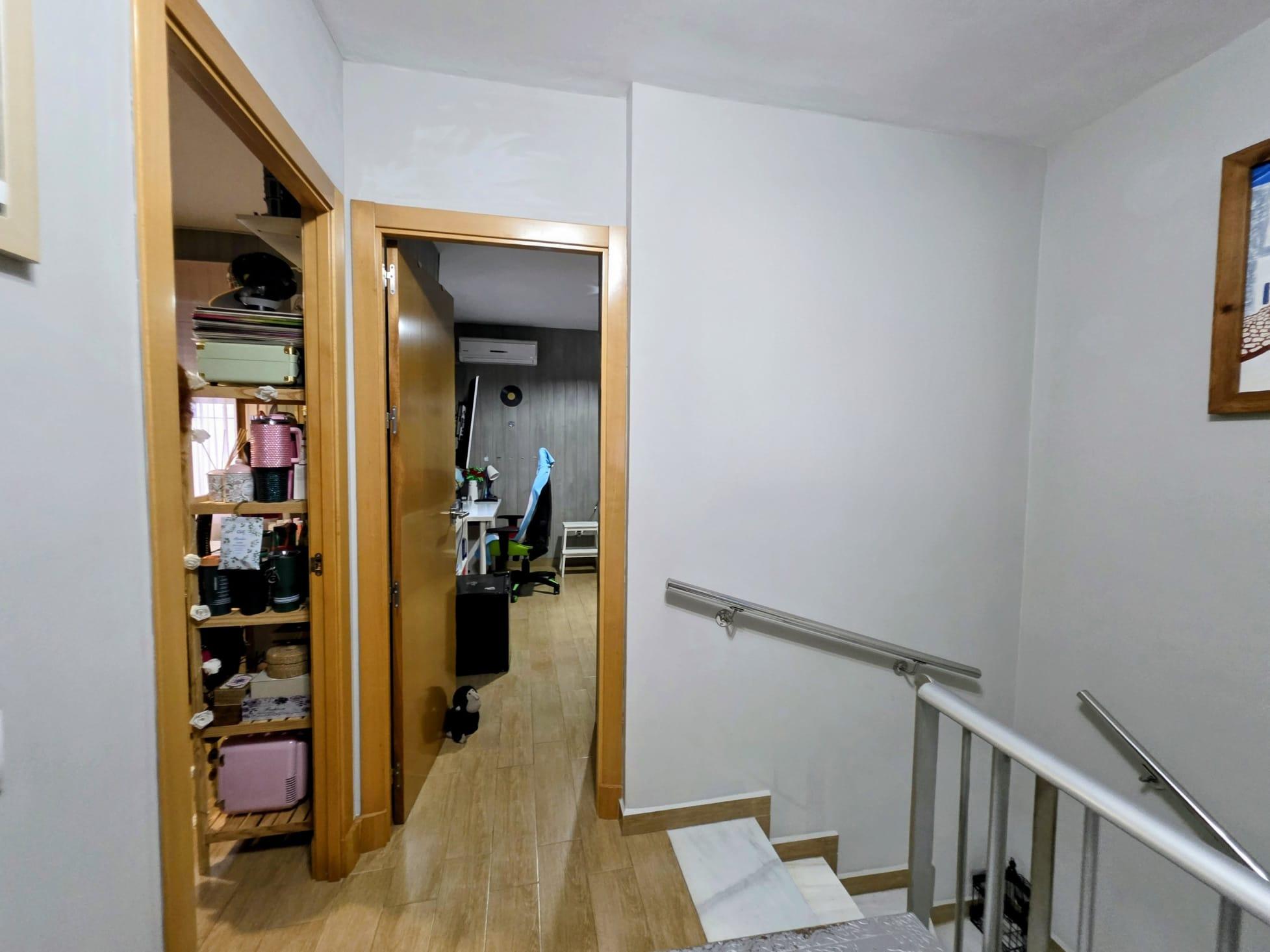 Imagen 24 Casa Adosada en venta en Puerto Real / Situada en puerto Real  zona de moda y bien comunicada.