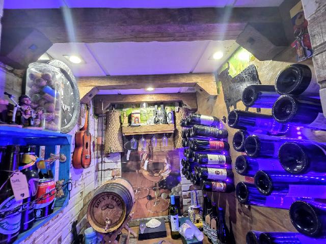 Imagen 25 Inmueble 301309 - Casa Adosada en venta en Puerto Real / Situada en puerto Real  zona de moda y bien comunicada.