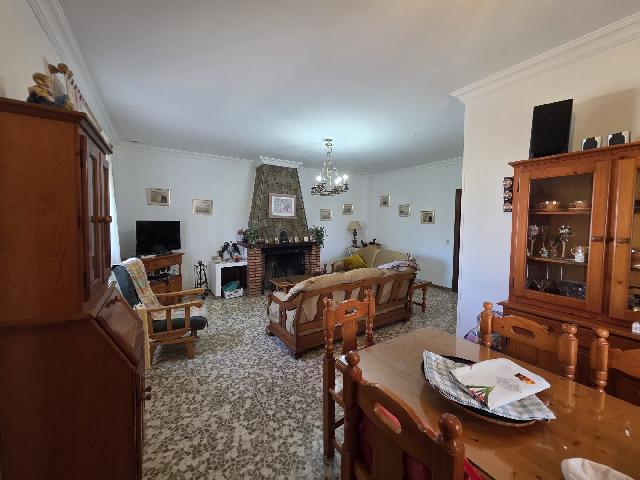 Imagen 9 Inmueble 301391 - Casa Rústica en venta en Conil De La Frontera / Situada cerca de la n.4 a su paso por Coni...