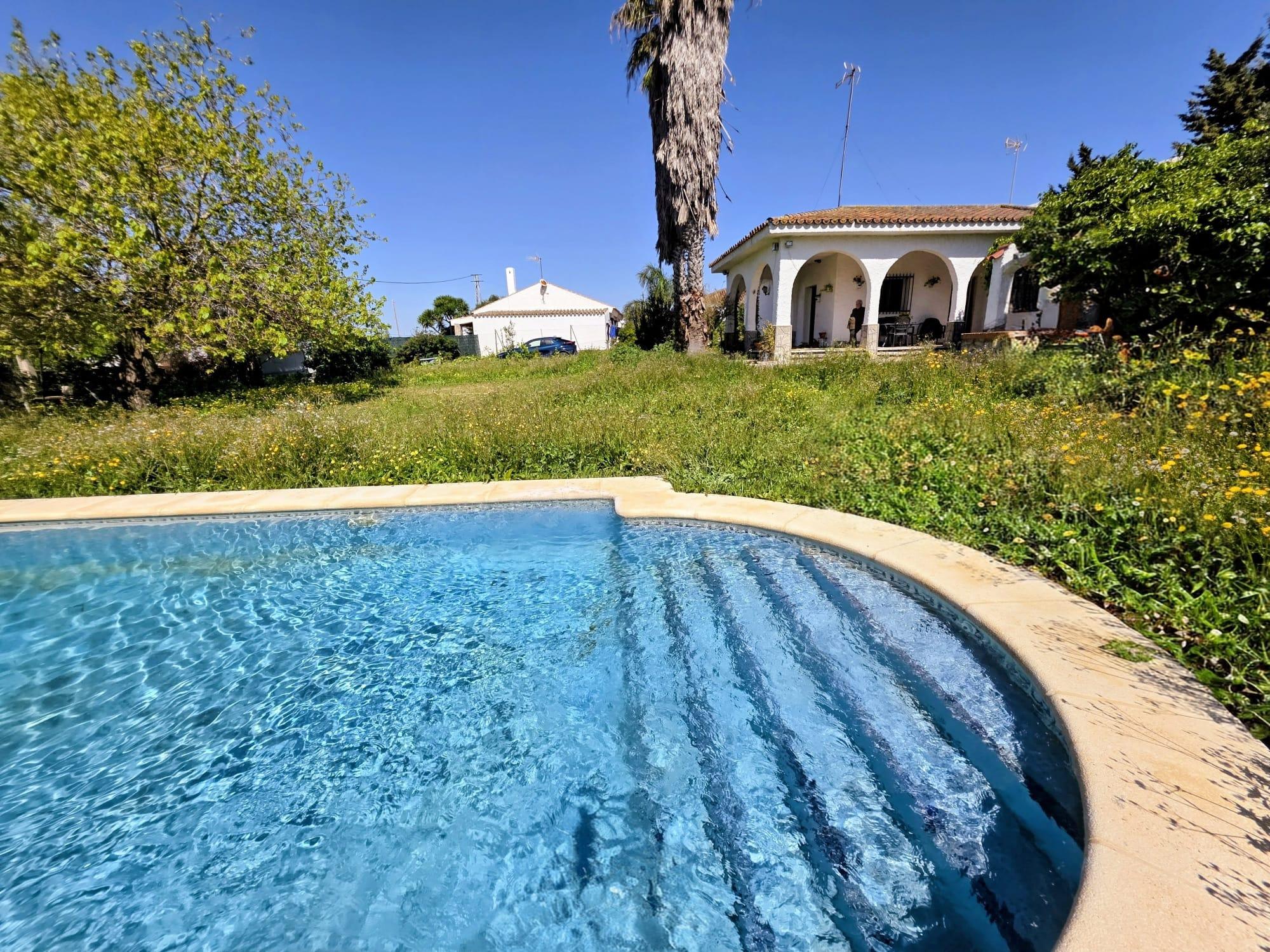 Imagen 7 Casa Rústica en venta en Conil De La Frontera / Situada cerca de la n.4 a su paso por Coni...