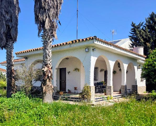 Imagen 4 Inmueble 301391 - Casa Rústica en venta en Conil De La Frontera / Situada cerca de la n.4 a su paso por Coni...