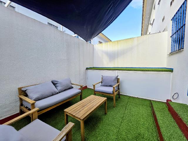 Imagen 14 Inmueble 301613 - Casa Adosada en venta en Chiclana De La Frontera / Situada en una zona en crecimiento bien...