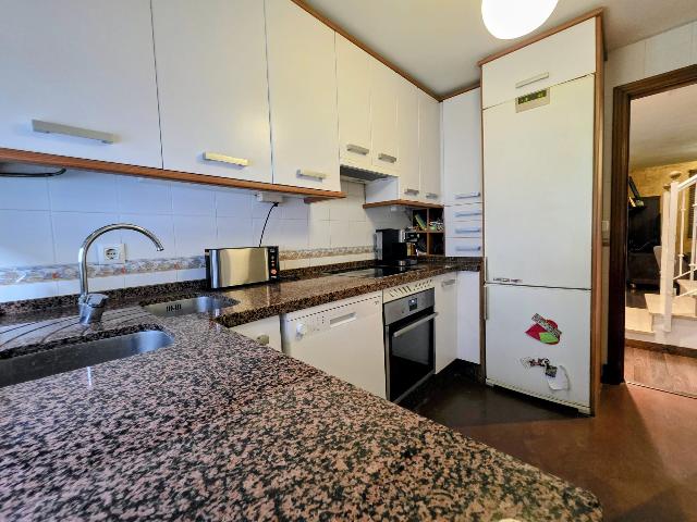 Imagen 10 Inmueble 301613 - Casa Adosada en venta en Chiclana De La Frontera / Situada en una zona en crecimiento bien...