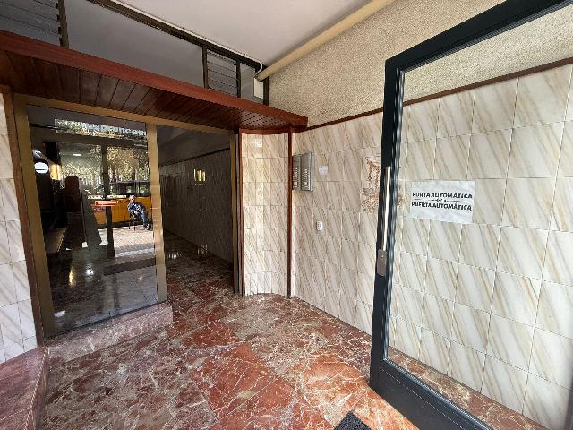 Imagen 9 Inmueble 302023 - Piso en venta en Barcelona / Espronceda - Jardins de Gandhi