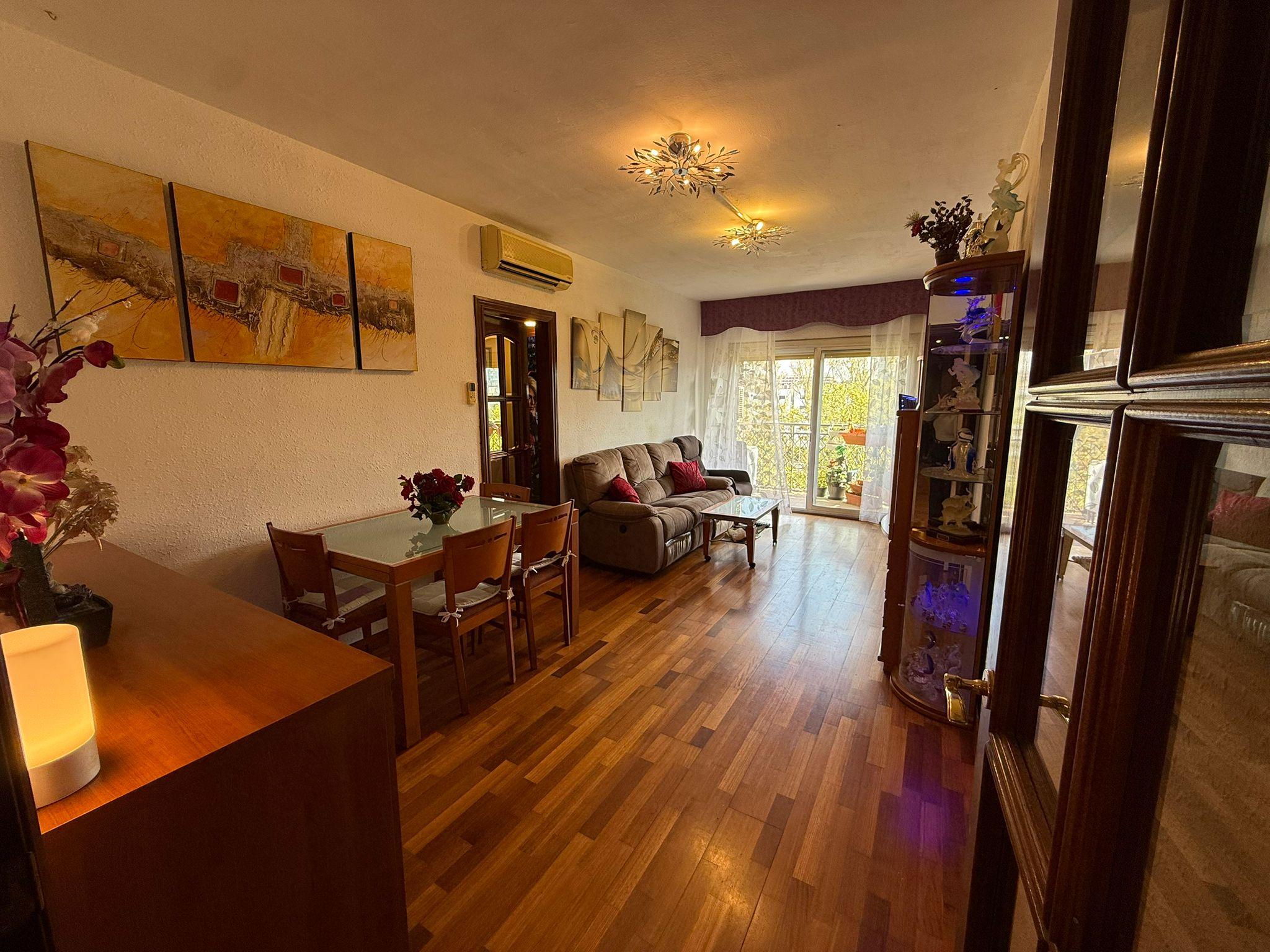 Imagen 21 Piso en venta en Barcelona / Espronceda - Jardins de Gandhi