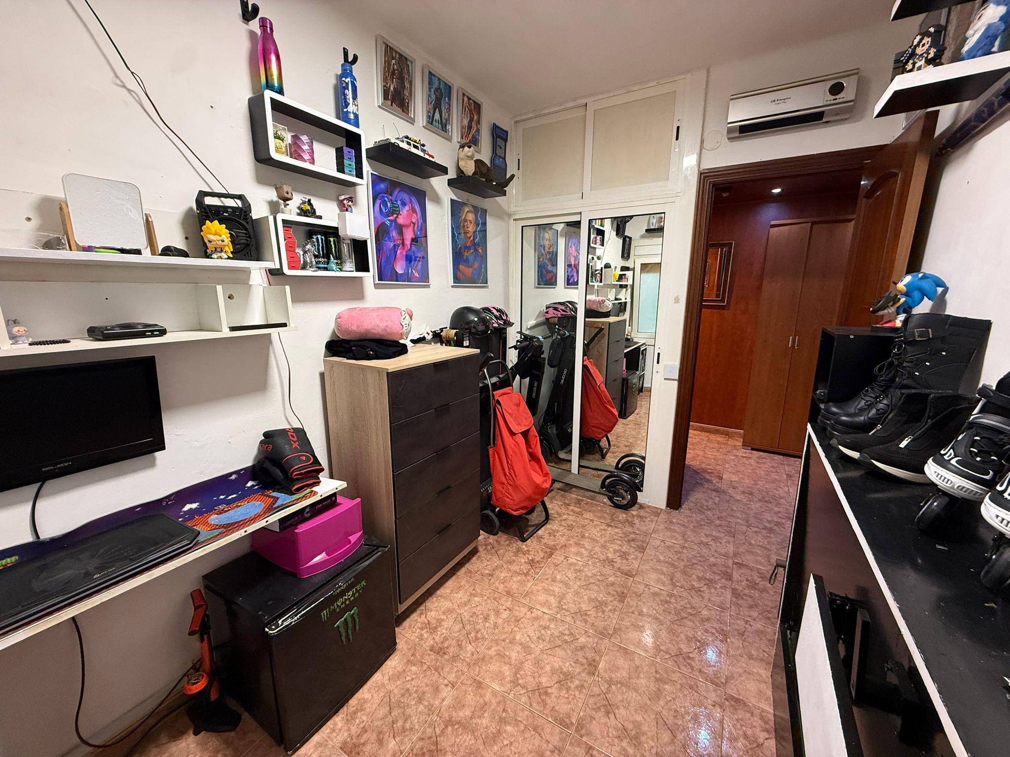 Imagen 15 Piso en venta en Barcelona / Espronceda - Jardins de Gandhi