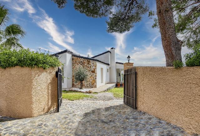 Imagen 3 Inmueble 300836 - Casa Aislada en venta en Elche/elx / Carretera Elche- Santa Pola