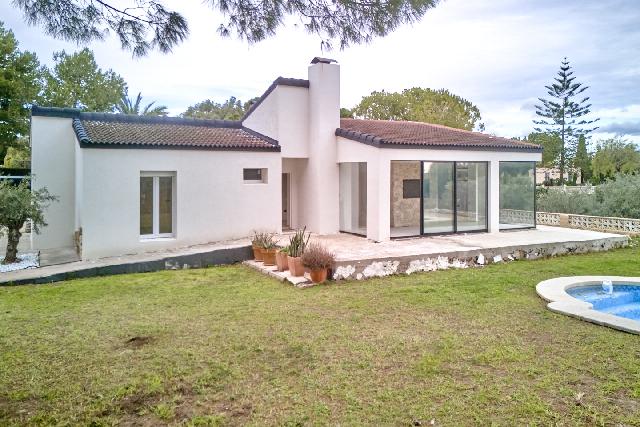 Imagen 7 Inmueble 300836 - Casa Aislada en venta en Elche/elx / Carretera Elche- Santa Pola