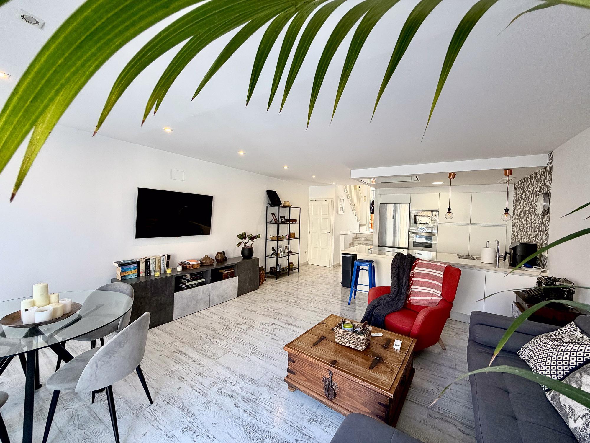 Imagen 6 Casa Adosada en venta en Santa Pola / Urbanizacion El Faro. Gran Alacant