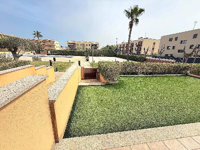Imagen 14 Inmueble 302102 - Apto. Playa en venta en Creixell / A 100 metros del mar