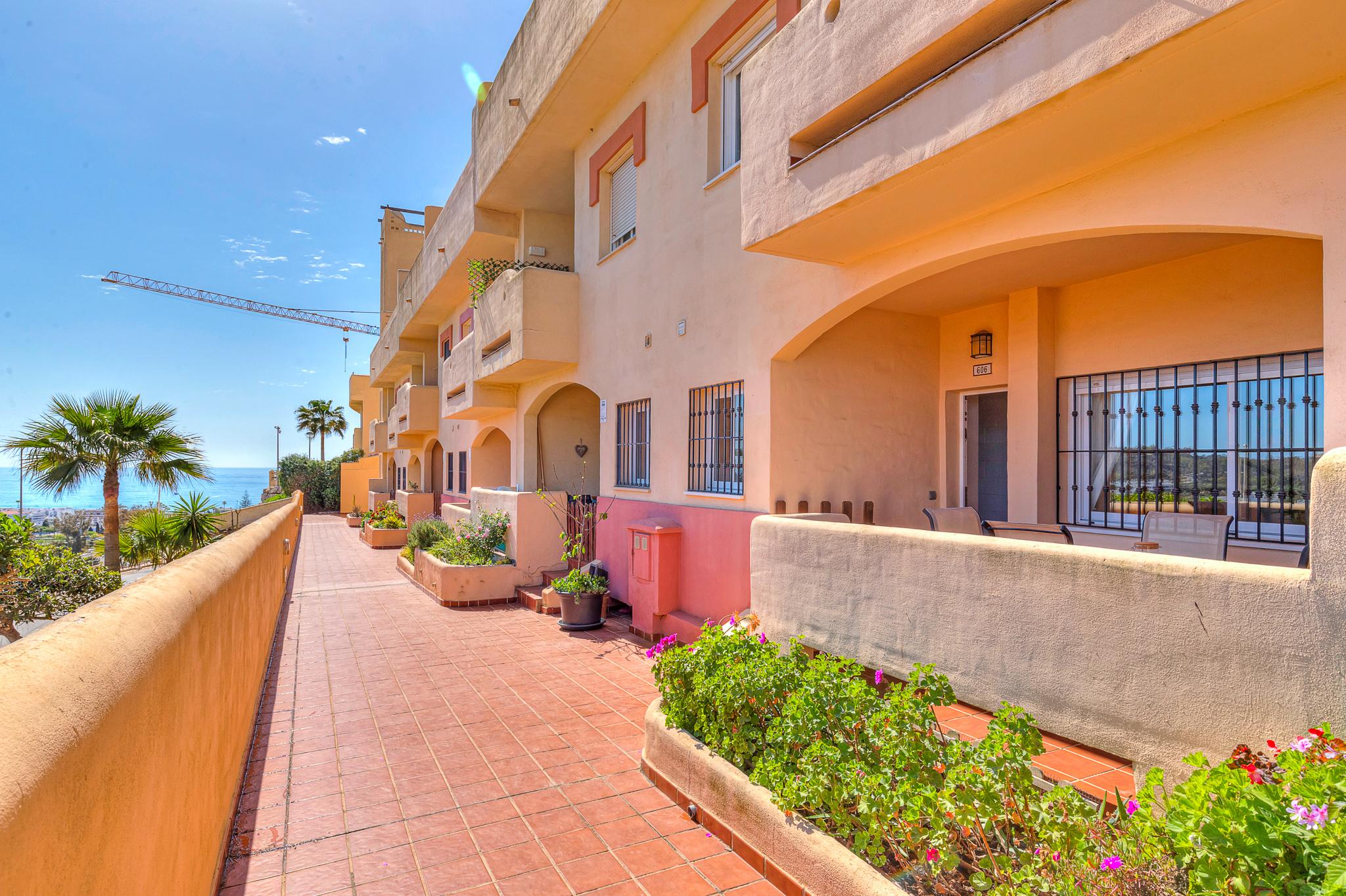 Imagen 1 Ático en venta en Mijas / La Cala de Mijas