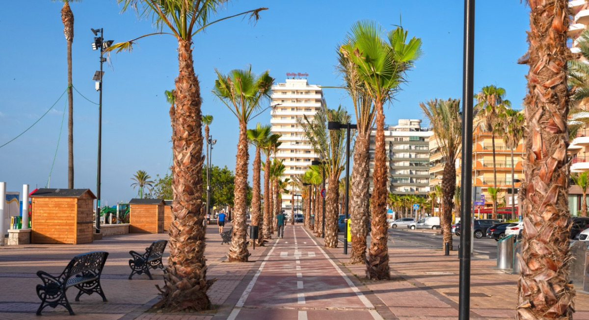 Imagen 16 Apartamento en venta en Fuengirola / Calle Estepona de Fuengirola