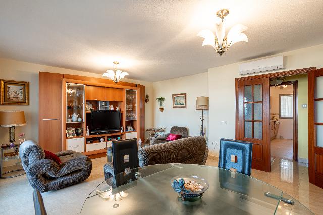 Imagen 5 Inmueble 294881 - Apto. Playa en venta en Fuengirola / Residencial Las Palmeras