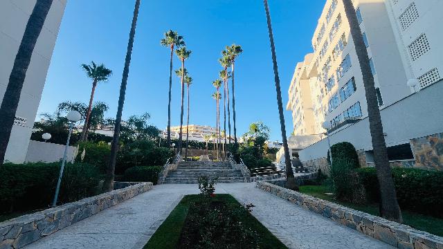 Imagen 17 Inmueble 294881 - Apto. Playa en venta en Fuengirola / Residencial Las Palmeras