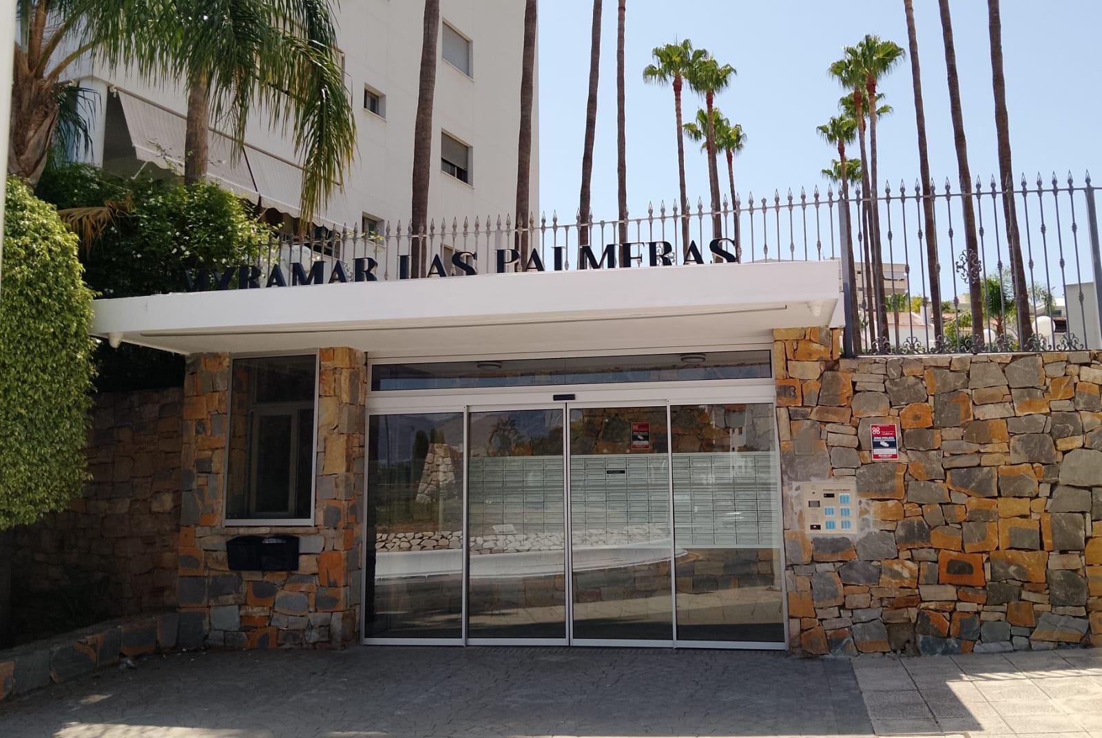 Imagen 23 Apto. Playa en venta en Fuengirola / Residencial Las Palmeras