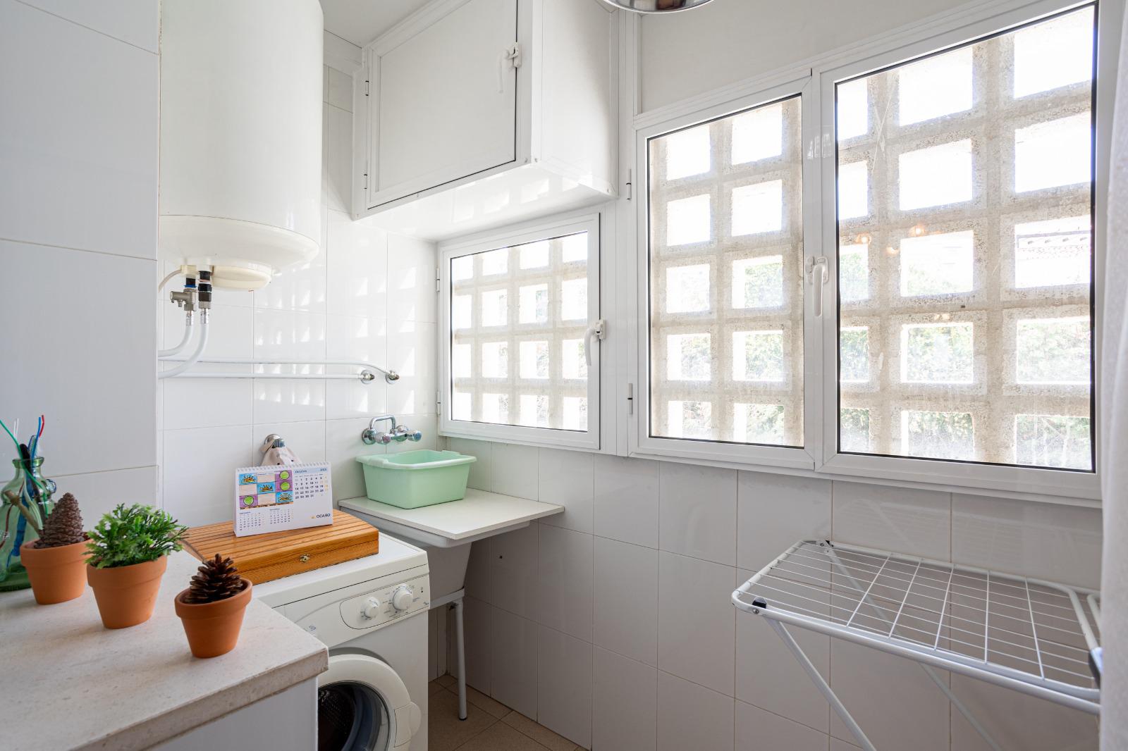 Imagen 9 Apto. Playa en venta en Fuengirola / Residencial Las Palmeras