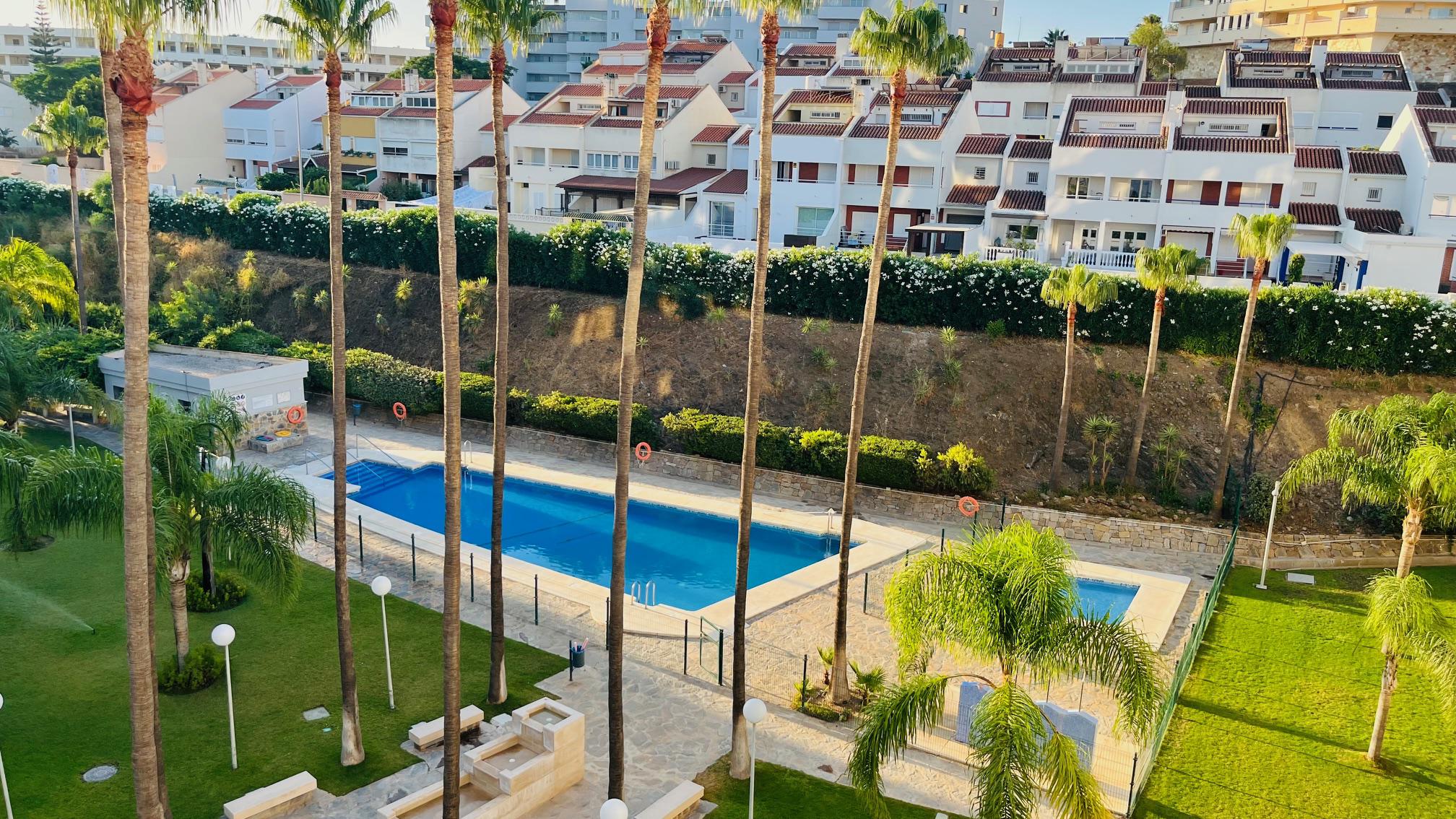 Imagen 24 Apto. Playa en venta en Fuengirola / Residencial Las Palmeras