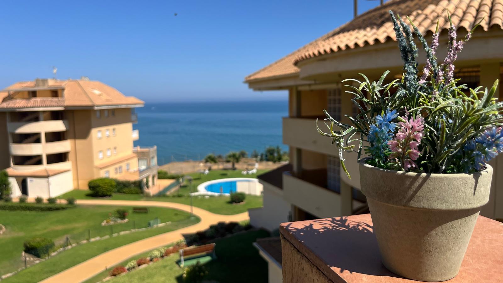 Imagen 27 Apto. Playa en venta en Fuengirola / Carvajal-Res. Don Juan