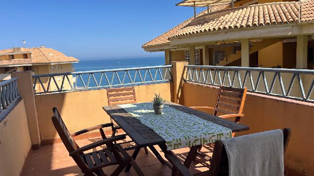 Imagen 3 Inmueble 295272 - Apto. Playa en venta en Fuengirola / Carvajal-Res. Don Juan