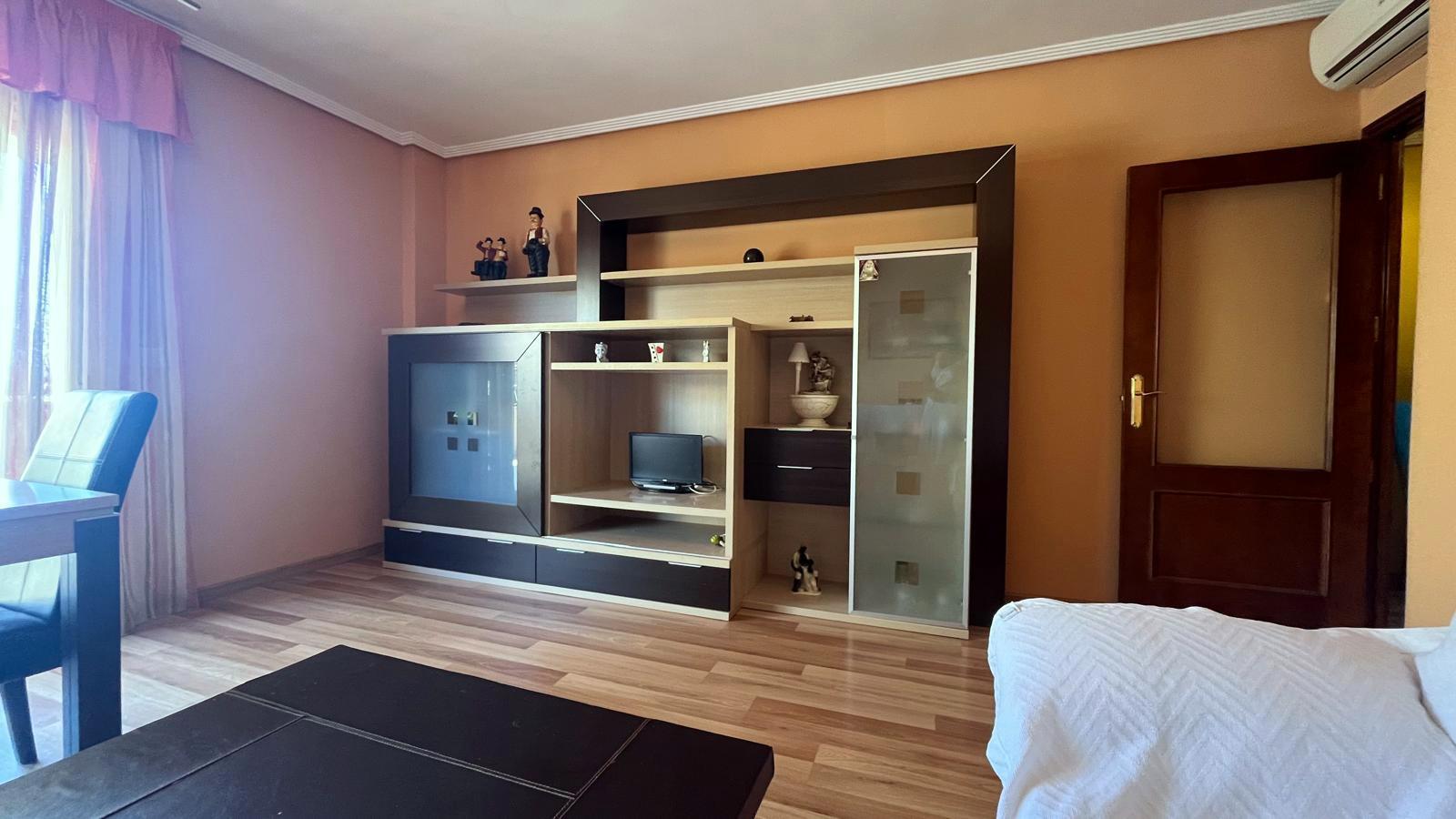 Imagen 9 Apto. Playa en venta en Fuengirola / Carvajal-Res. Don Juan