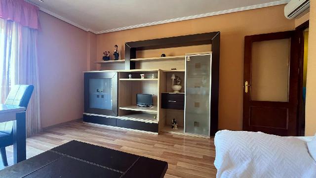 Imagen 9 Inmueble 295272 - Apto. Playa en venta en Fuengirola / Carvajal-Res. Don Juan