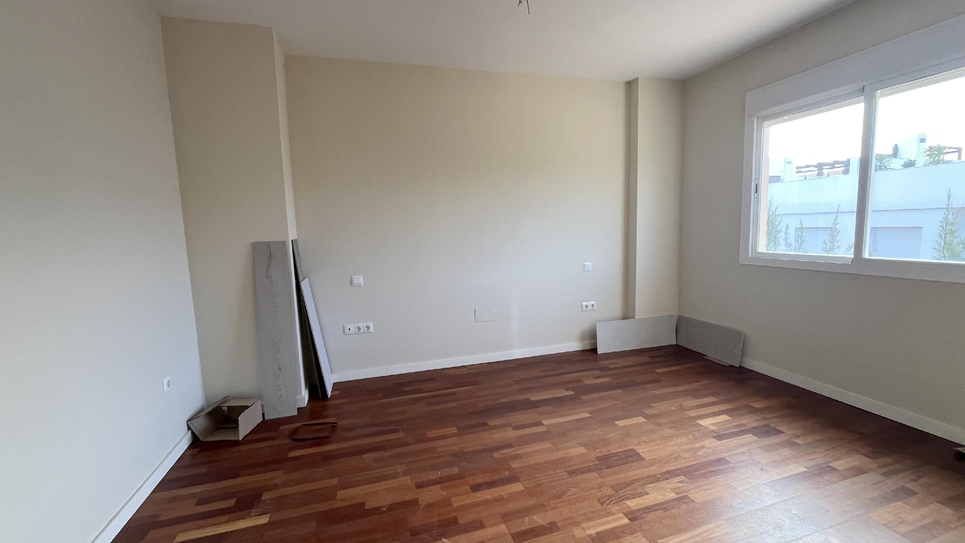 Imagen 4 Casa Adosada en venta en Mijas / Centro comercial Los Olivos de Calahonda