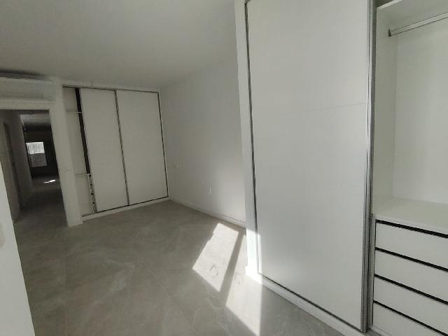 Imagen 8 Inmueble 301933 - Apto. Playa en venta en Fuengirola / Puerto Deportivo