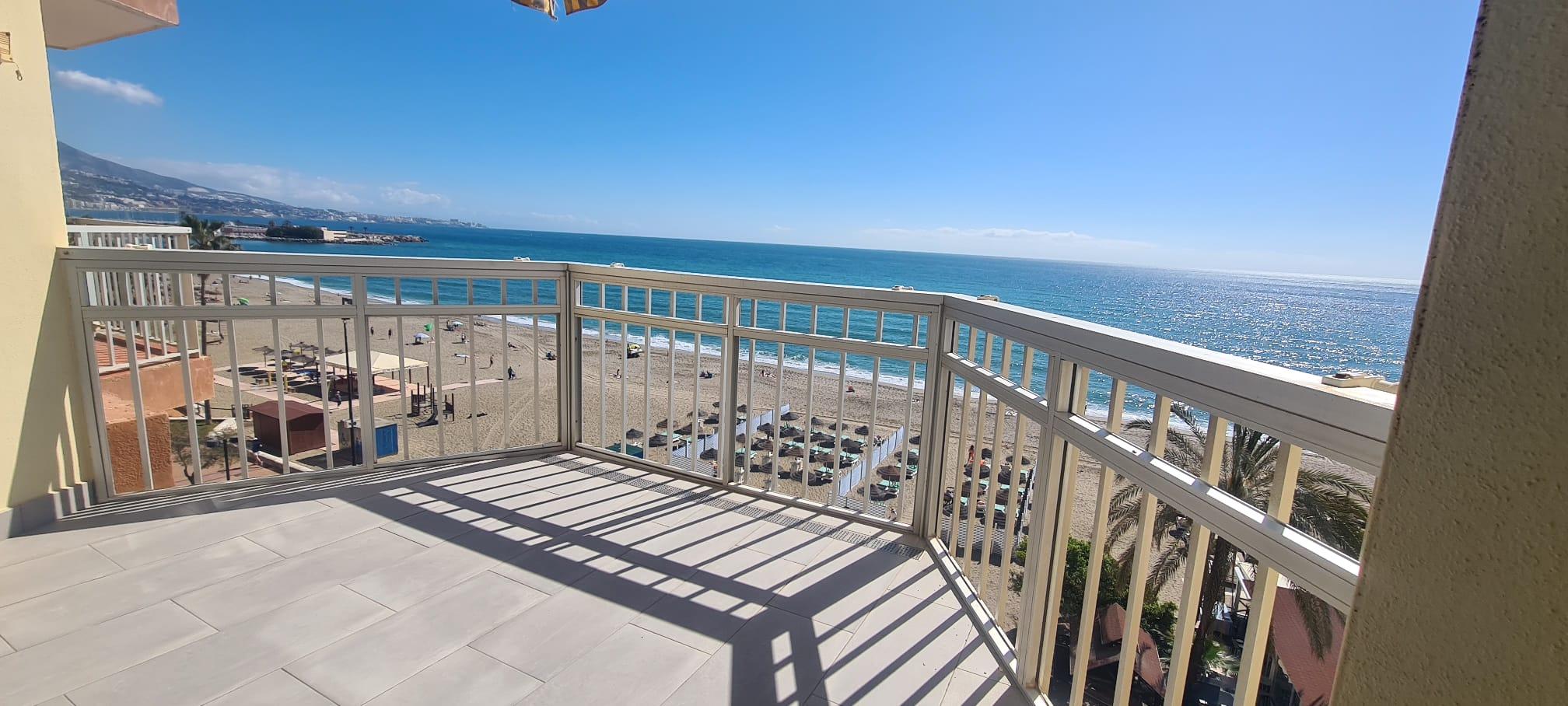 Imagen 18 Apto. Playa en venta en Fuengirola / Paseo Marítimo Rey de España