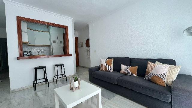 Imagen 1 Inmueble 302420 - Piso en venta en Fuengirola / Centro de Fuengirola
