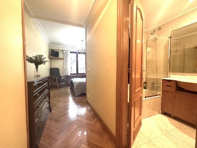 Imagen 4 Inmueble 283675 - Piso en venta en Donostia-San Sebastián / Plaza Nafarroa Beherea-Gros-Donostia