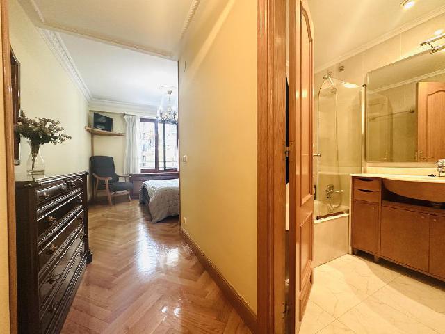 Imagen 14 Inmueble 283675 - Piso en venta en Donostia-San Sebastián / Plaza Nafarroa Beherea-Gros-Donostia