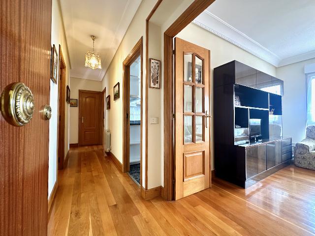 Imagen 1 Inmueble 291961 - Piso en venta en Donostia-San Sebastián / Camino de Mendiola-Ategorrieta-Donostia