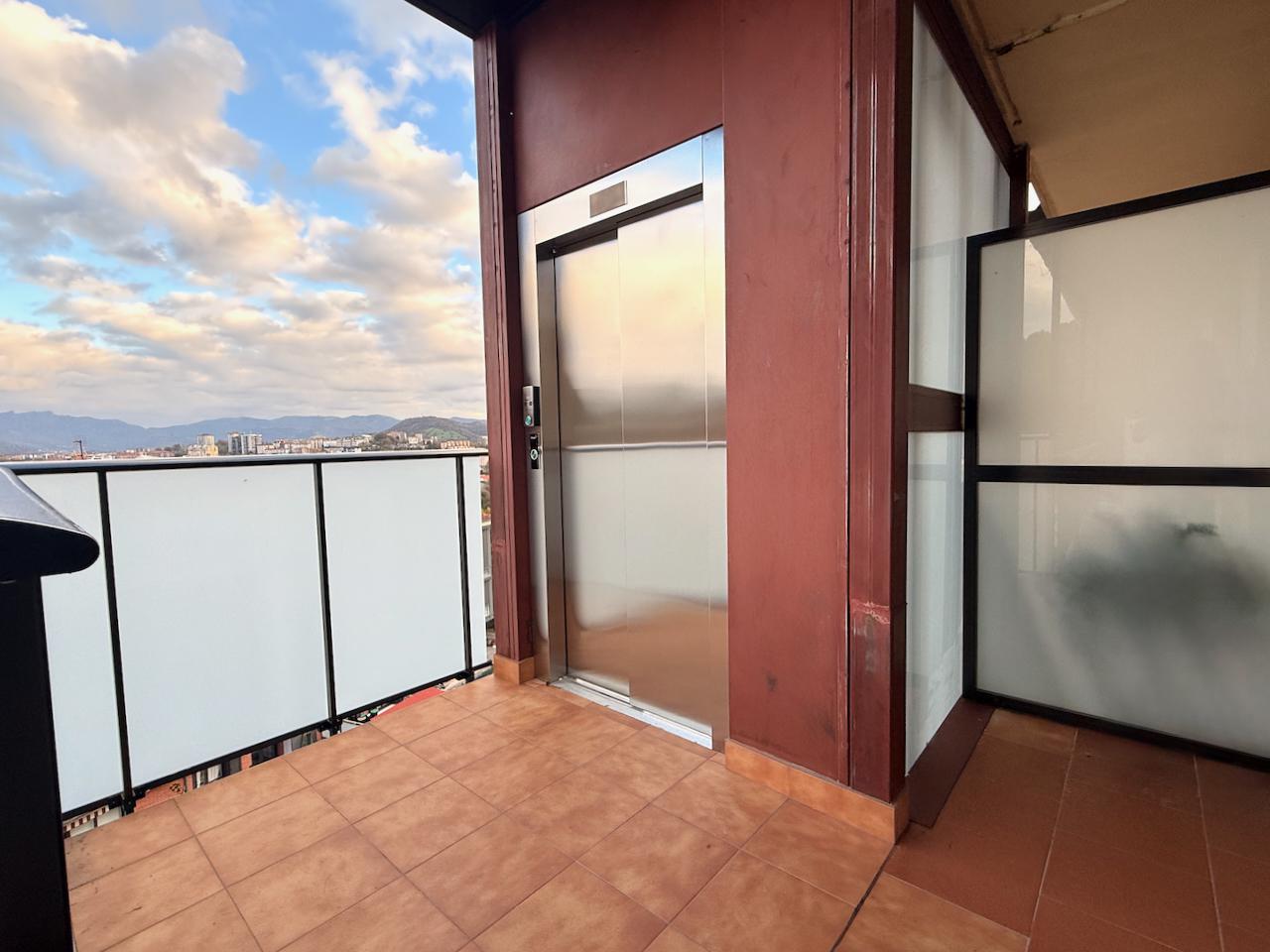 Imagen 32 Piso en venta en Donostia-San Sebastián / Camino de Mendiola-Ategorrieta-Donostia