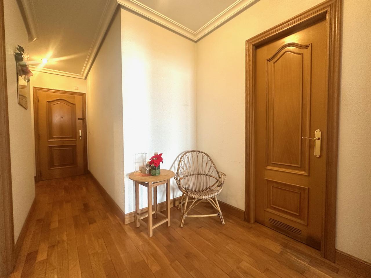 Imagen 10 Piso en venta en Donostia-San Sebastián / Playa de la Concha-Calle Marina-Donostia